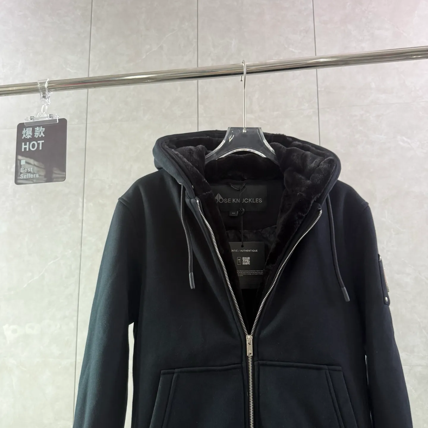（ ） Moose Knuckles SS 23 、 ， ， ， 🍃 ， ， ， ☁️ ！ ♾️ ： ， Premium ， Authentic ！ Size：S-XXL 👉 👉